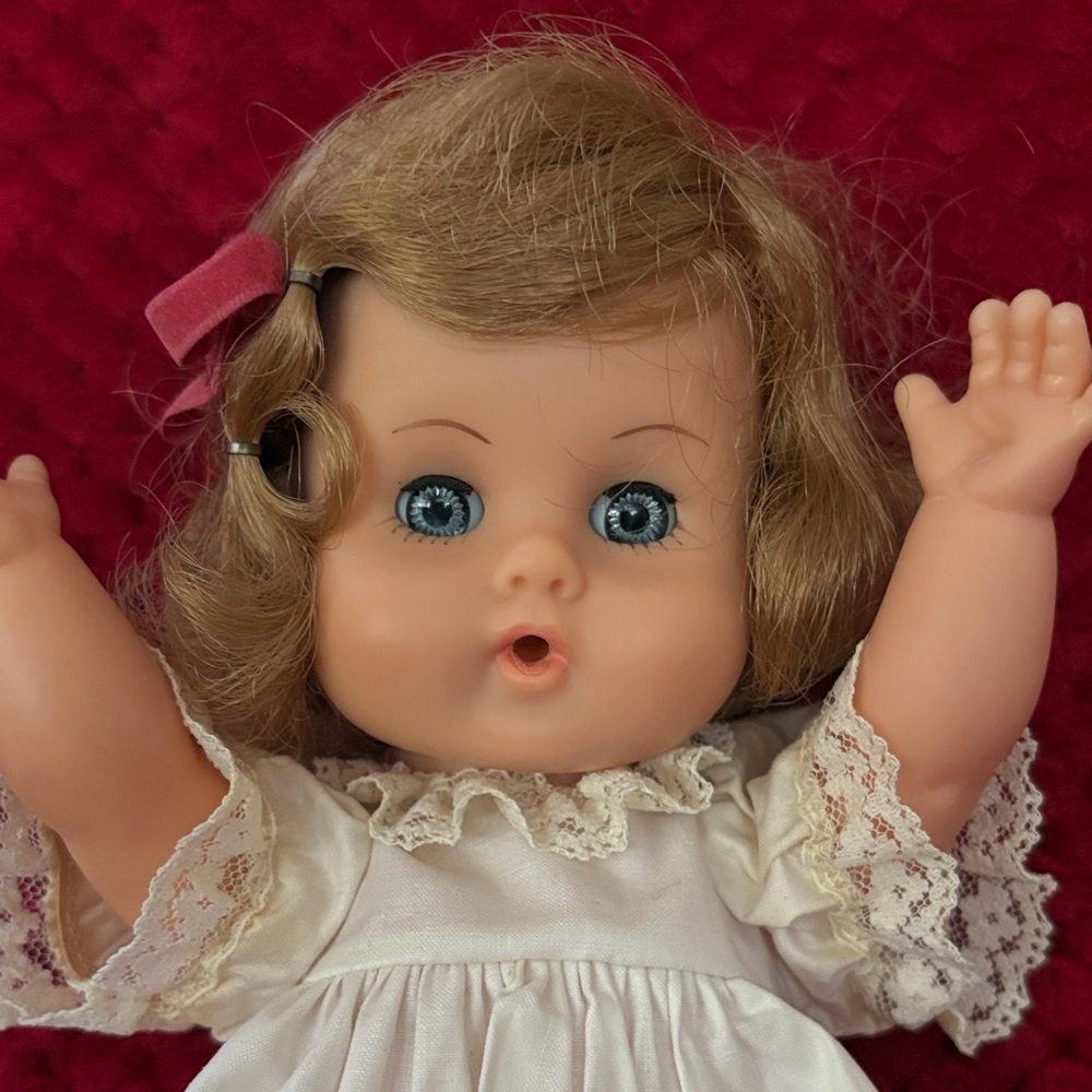 Vogue Ginny baby doll vintage retro 50s 60s rare VTG blue eyes 12"
